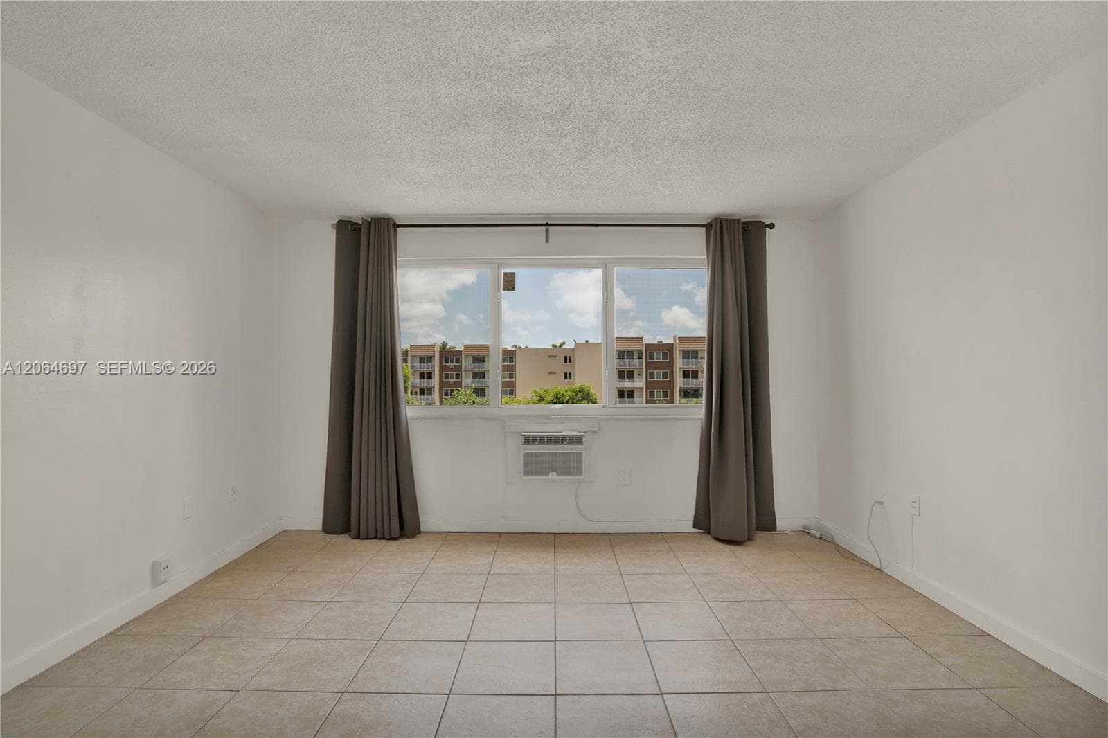 6970 NW 186th St # 3-409A, Hialeah, FL 33015 photo 5