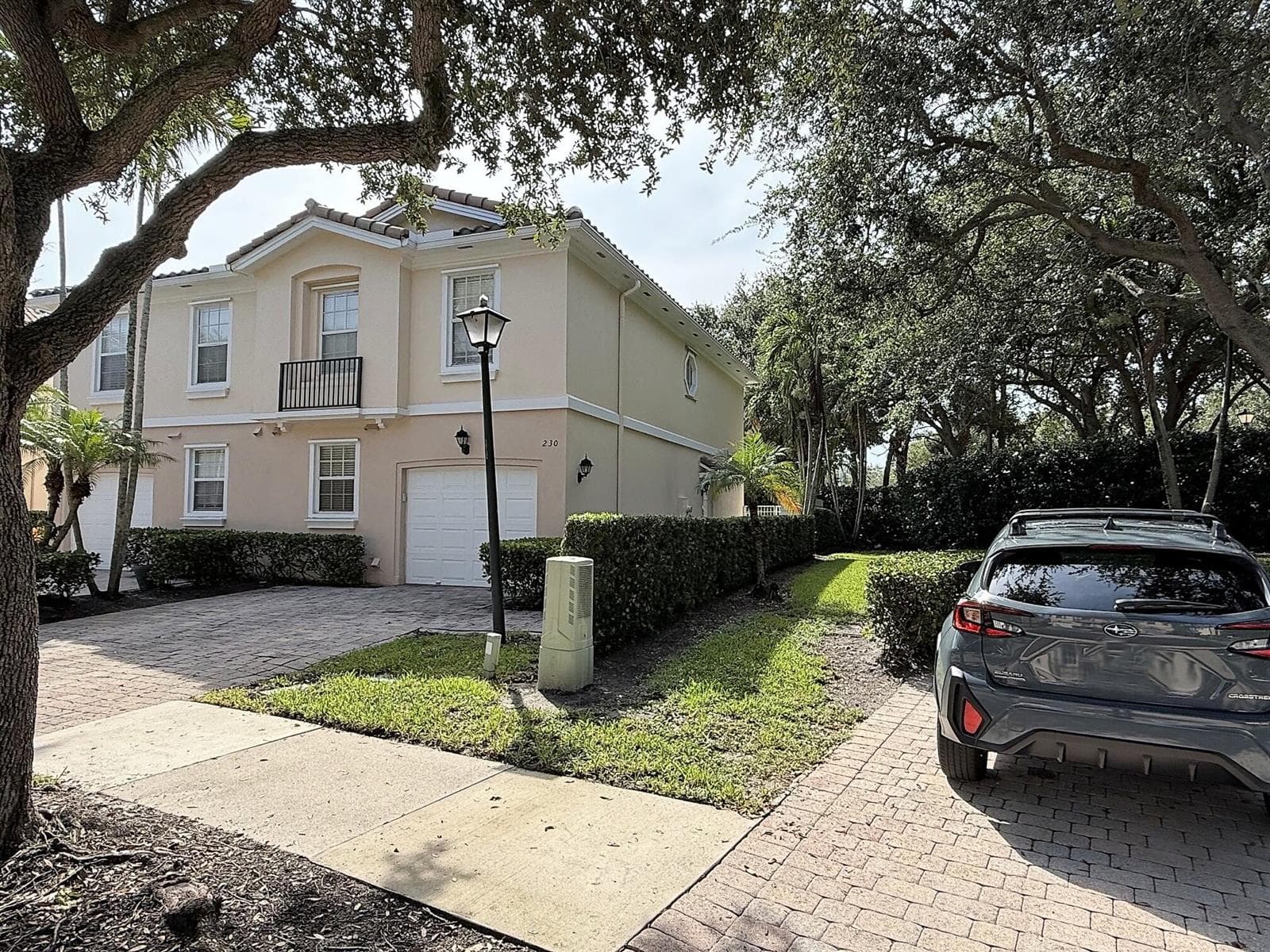 230 FORTUNA Drive, Palm Beach Gardens, FL 33410 photo 2