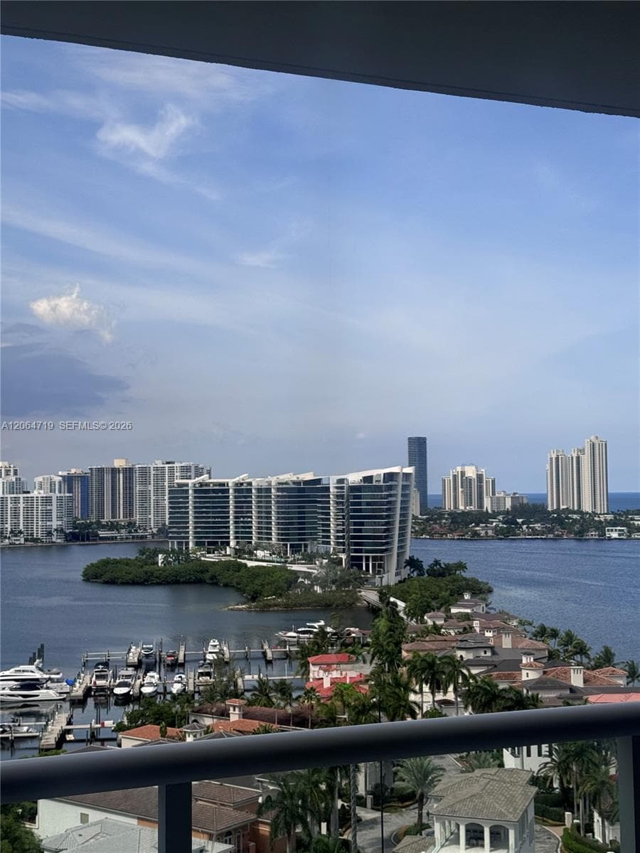 4000 Island Blvd # 1804, Aventura, FL 33160 photo 2