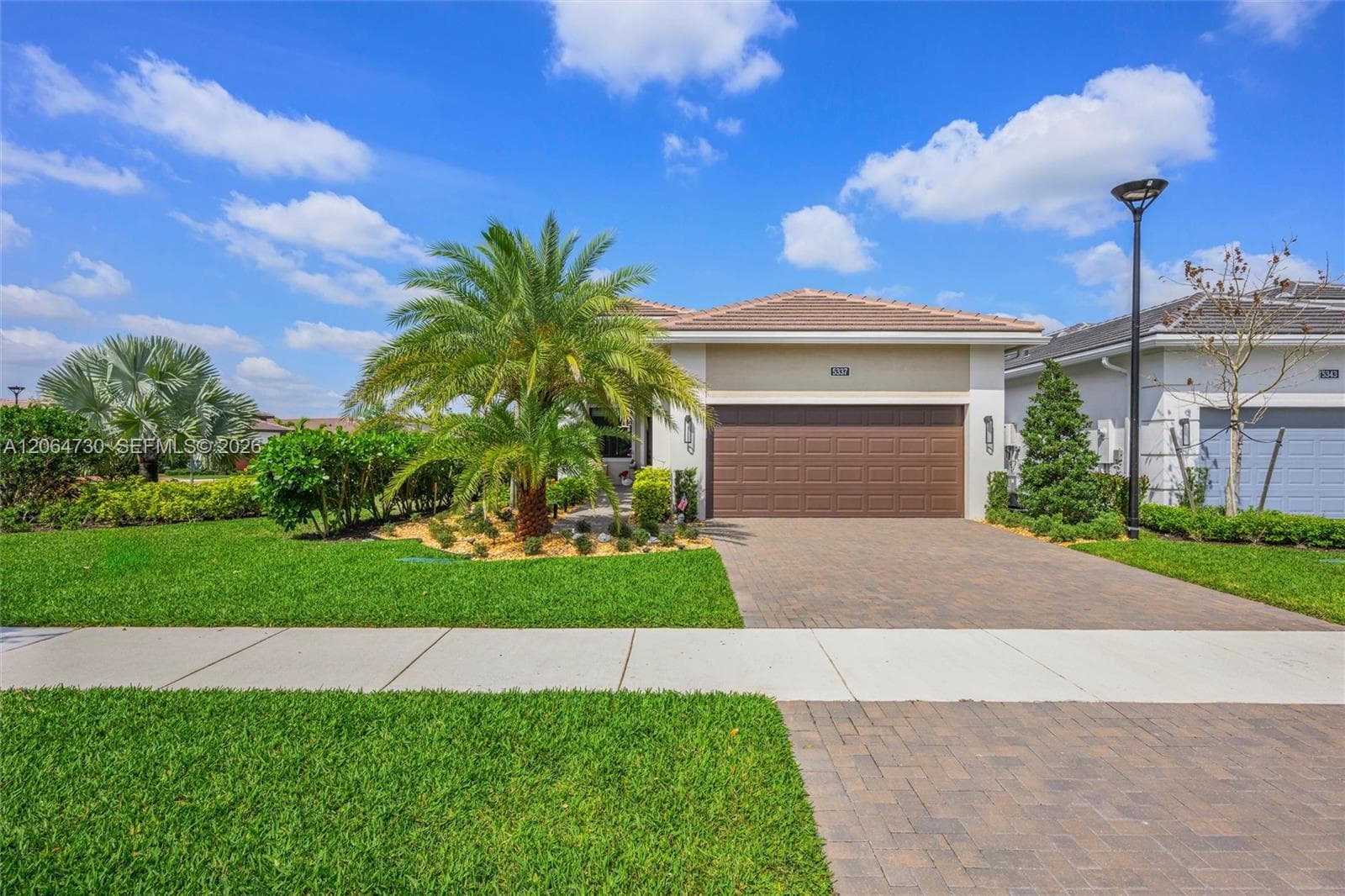 5337 Santa Rosa Ln, Westlake, FL 33470 photo 2