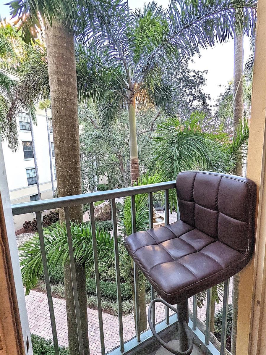 630 S Sapodilla Avenue # 308, West Palm Beach, FL 33401 photo 3