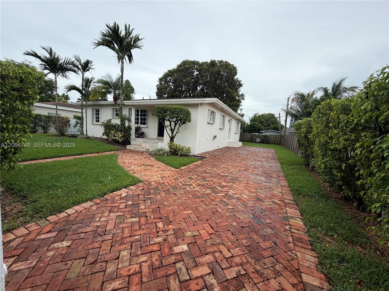 6746 SW 32nd Ter, Miami, FL 33155 photo 4