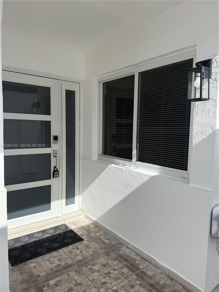 2854 W 75th Ter, Hialeah, FL 33018 photo 4