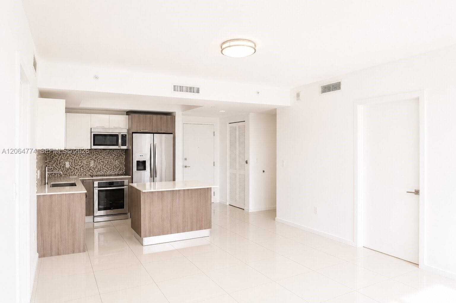 5300 E Paseo Blvd # 1409, Doral, FL 33166 photo 3