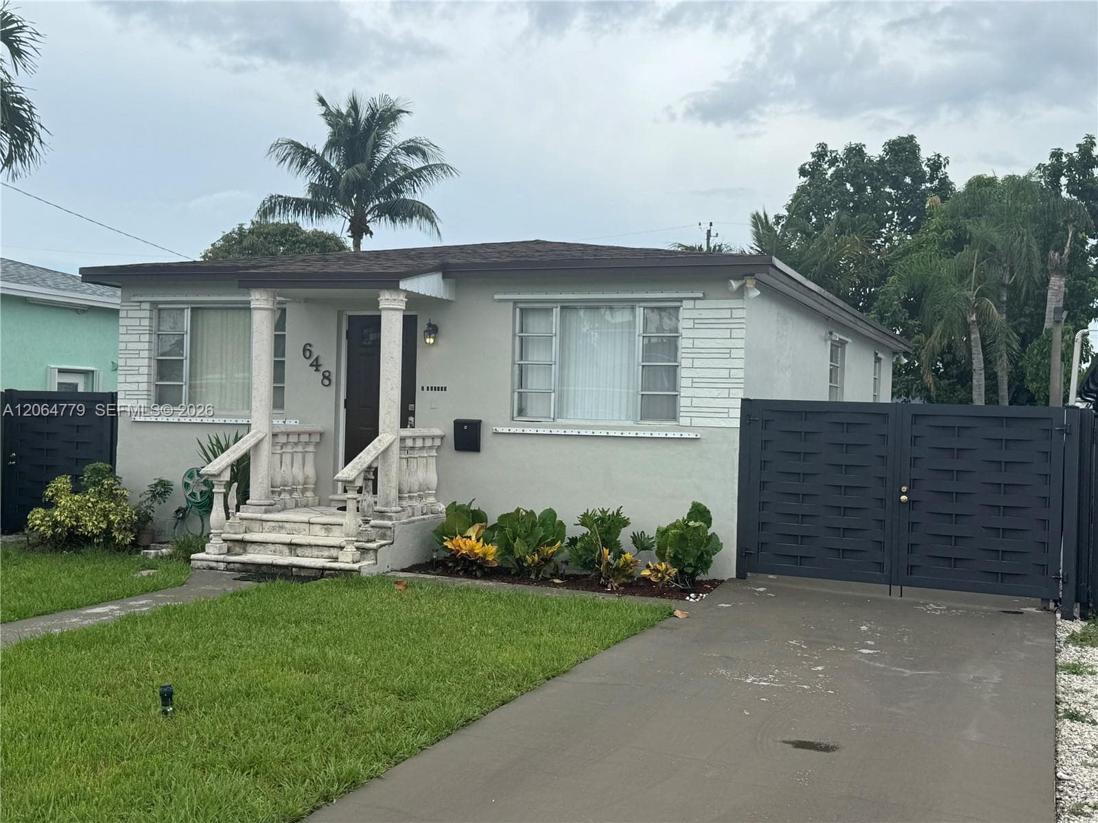 648 E 40th ST, Hialeah, FL 33013 photo 2
