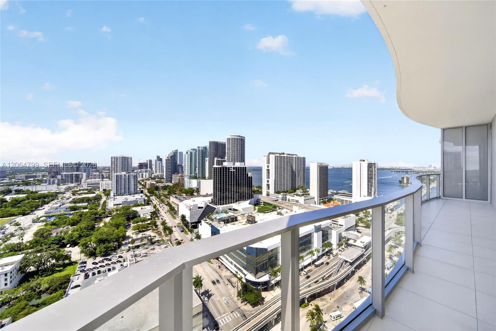 1400 Biscayne Blvd # 2607, Miami, FL 33132 photo 2