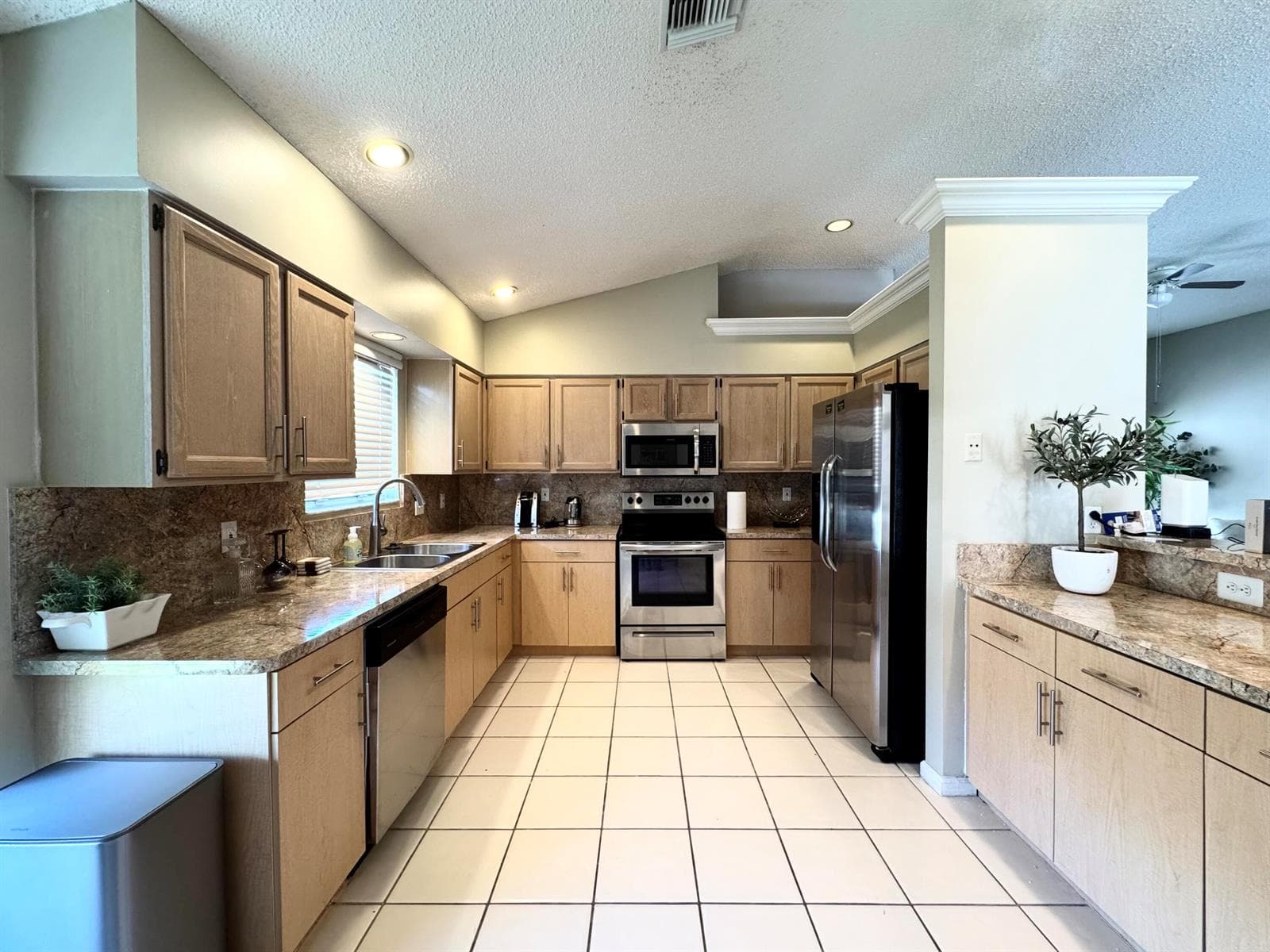 13297 Emerald View Court, Wellington, FL 33414 photo 2