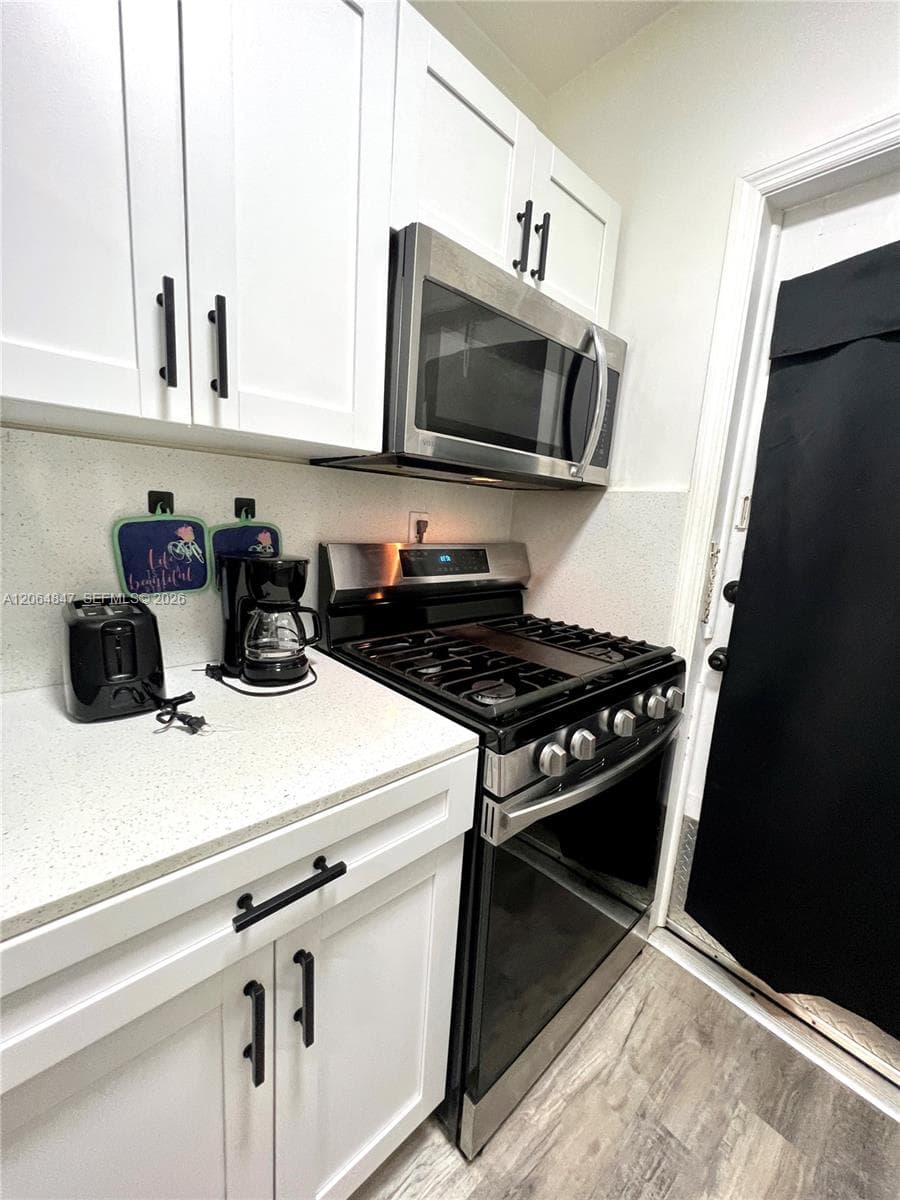 8132 Harding Ave # 3, Miami Beach, FL 33141