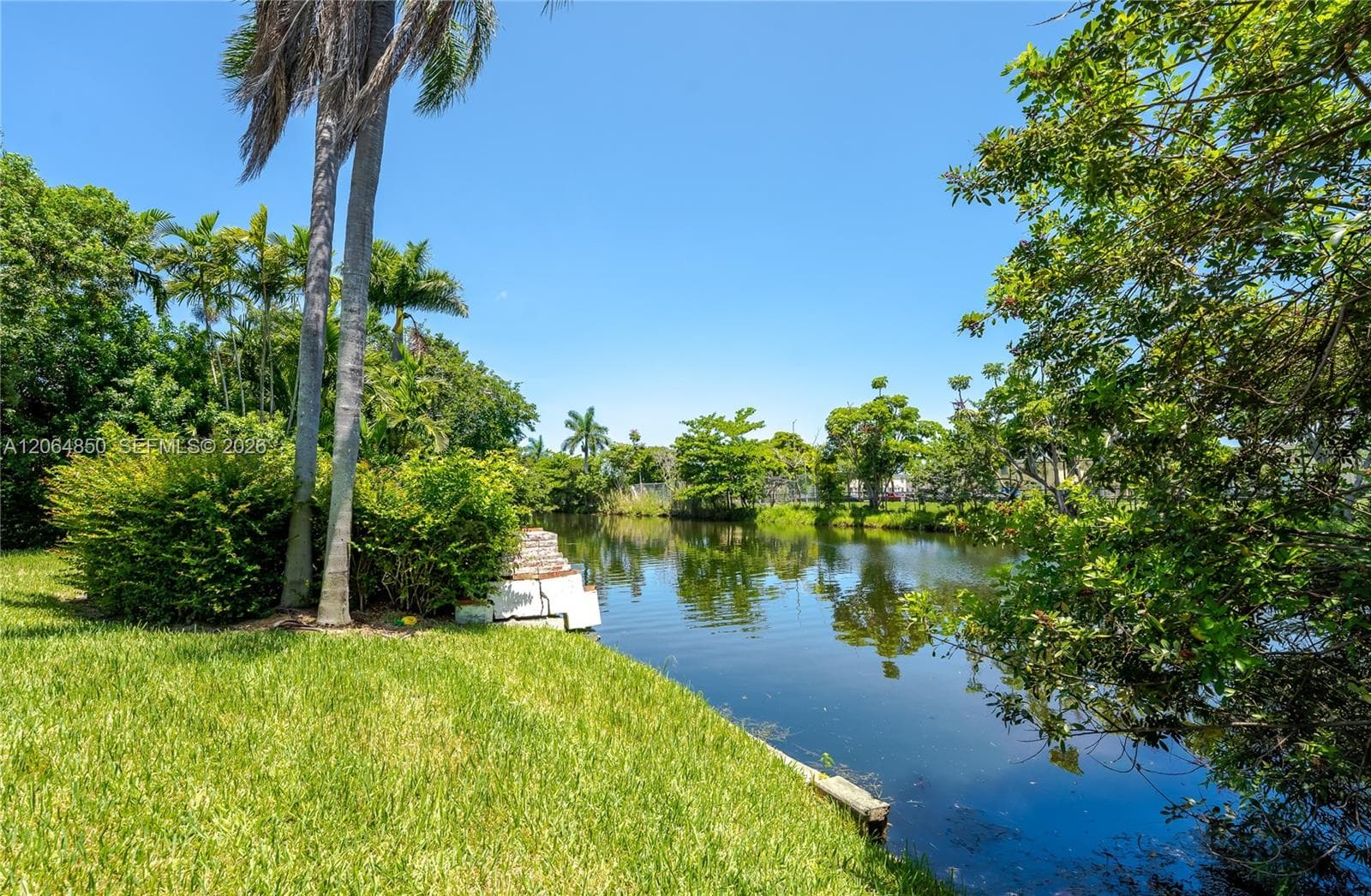 400 NW 87th St, El Portal, FL 33150 photo 2