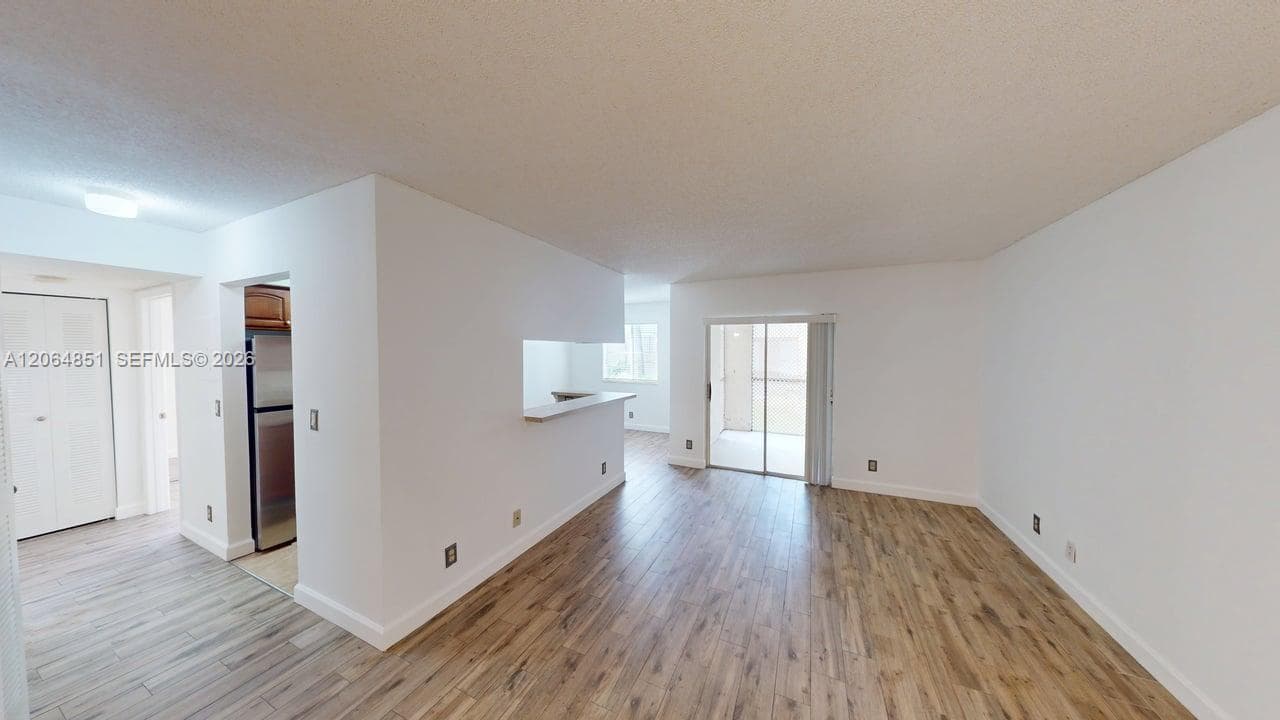 9855 Westview Dr # 717, Coral Springs, FL 33076