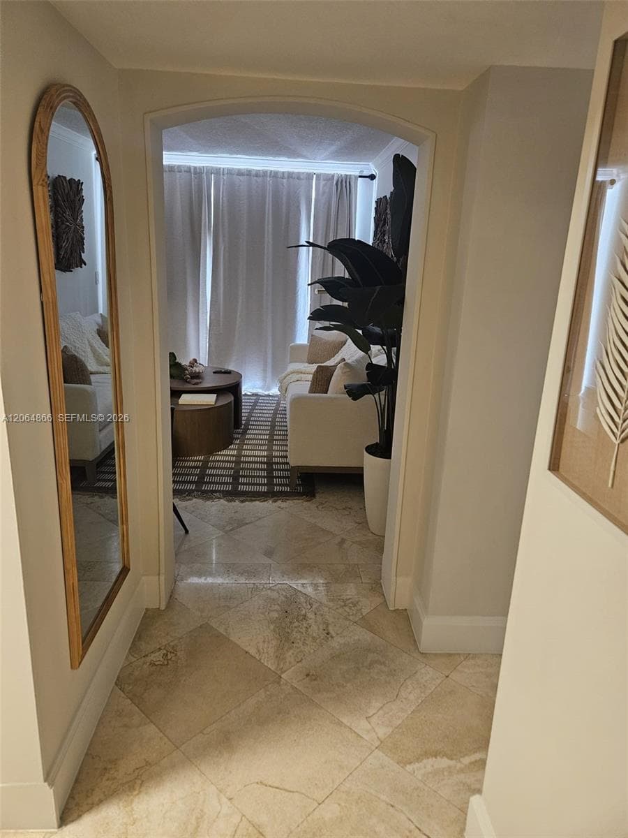 2951 S Bayshore Dr # 212, Miami, FL 33133