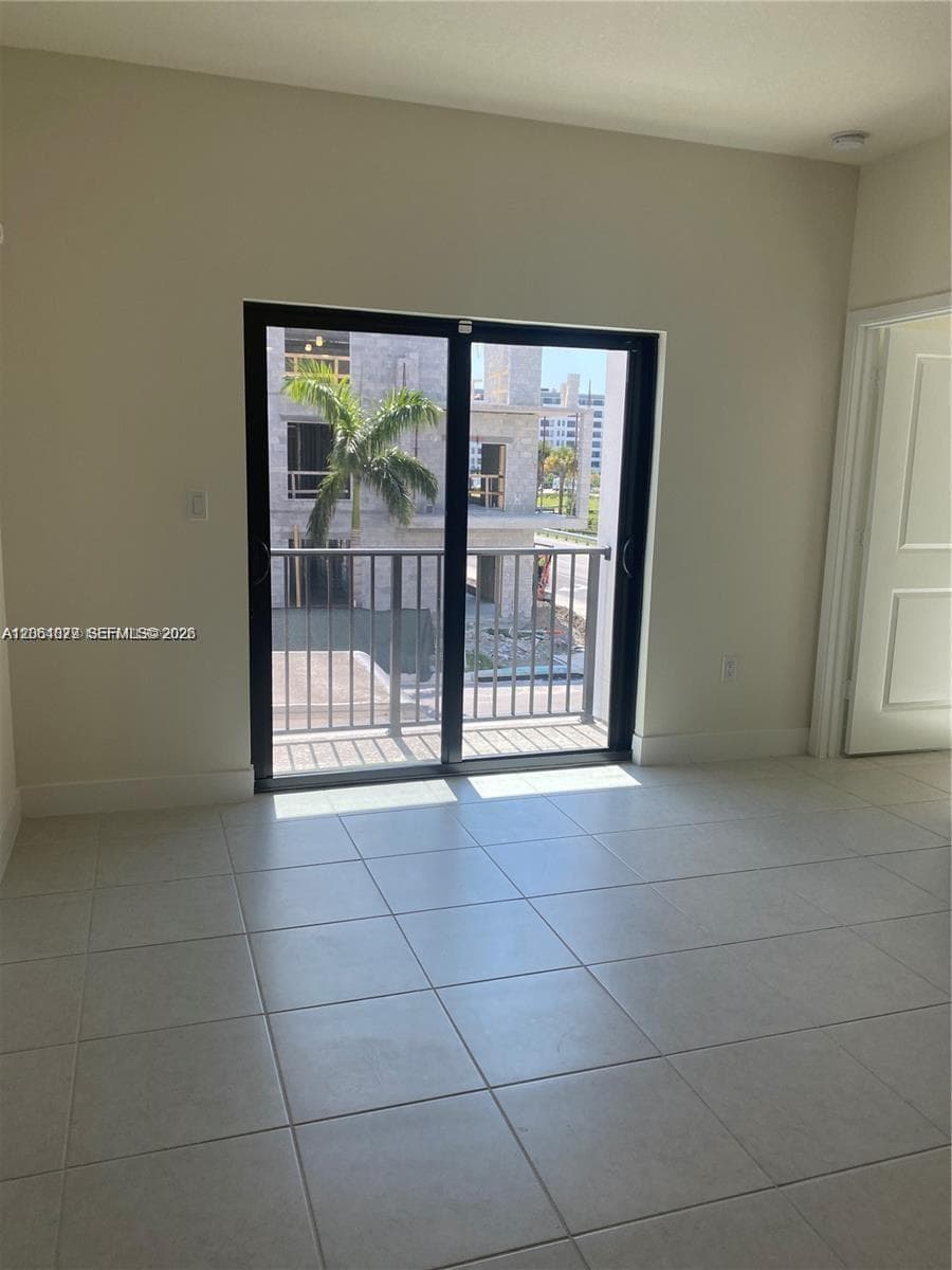 8201 NW 41st St # D-202, Doral, FL 33166 photo 5
