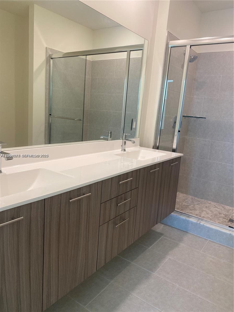 8201 NW 41st St # D-202, Doral, FL 33166 photo 4