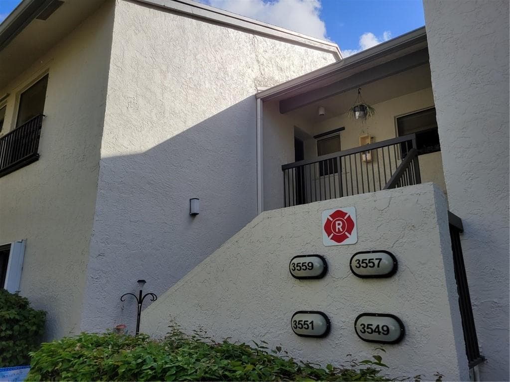 3559 COCOPLUM Circle, Coconut Creek, FL 33063 photo 4