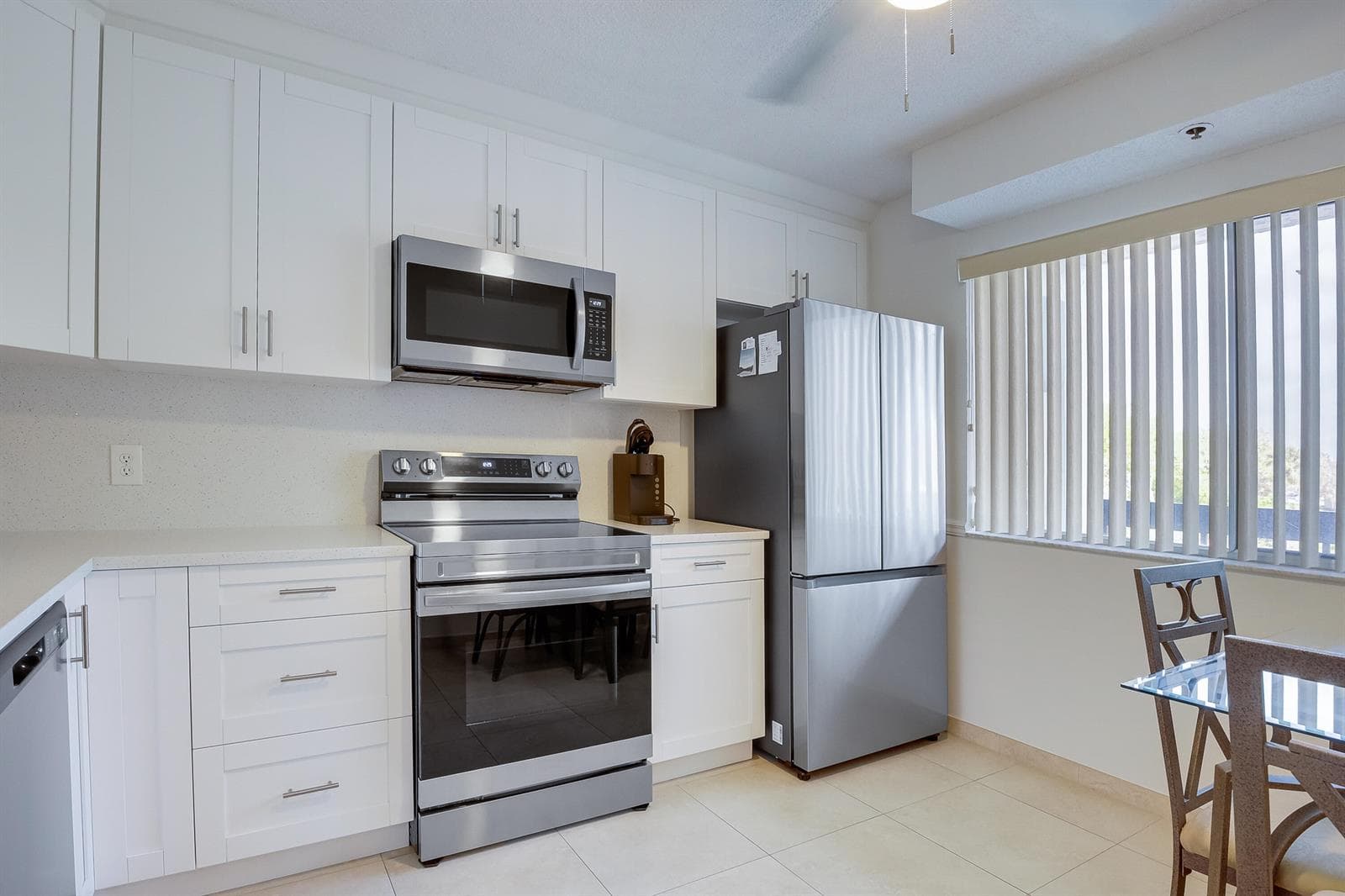 6698 10th Avenue N # 301, Lake Worth, FL 33467