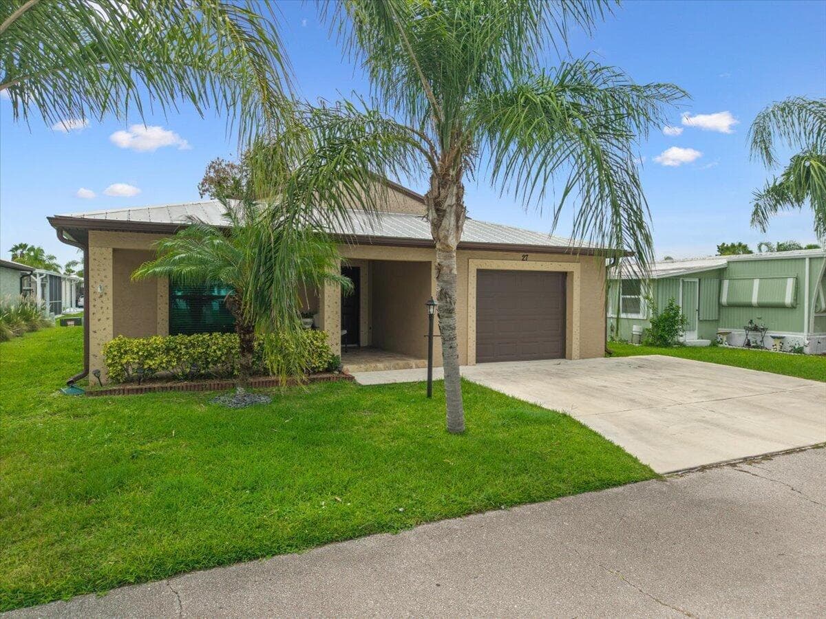 27 MAYA Way, Port St. Lucie, FL 34952 photo 2