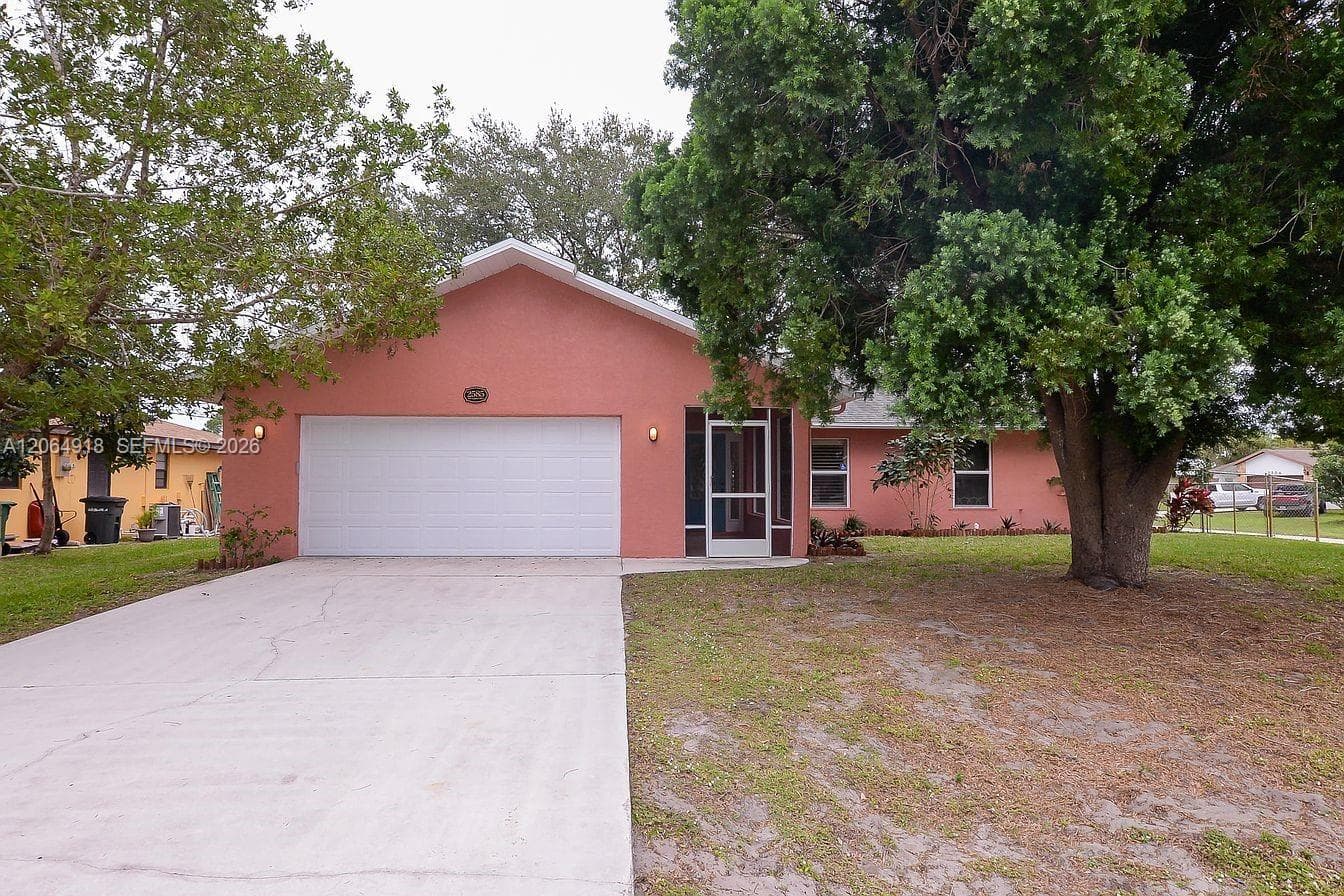 2585 SW Cameo Blvd, Port St. Lucie, FL 34953