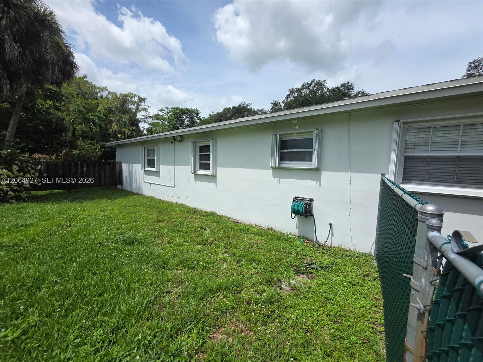 4020 SW 2nd St, Plantation, FL 33317 photo 2