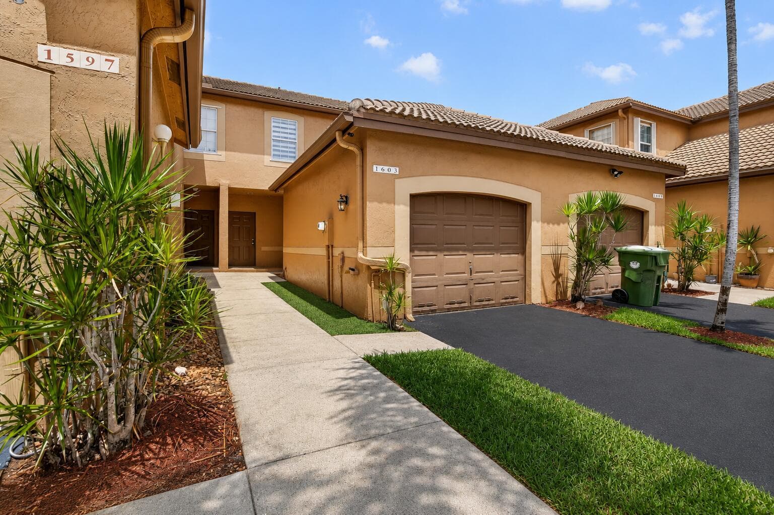 1603 Barcelona Way # 3-32, Weston, FL 33327 photo 2