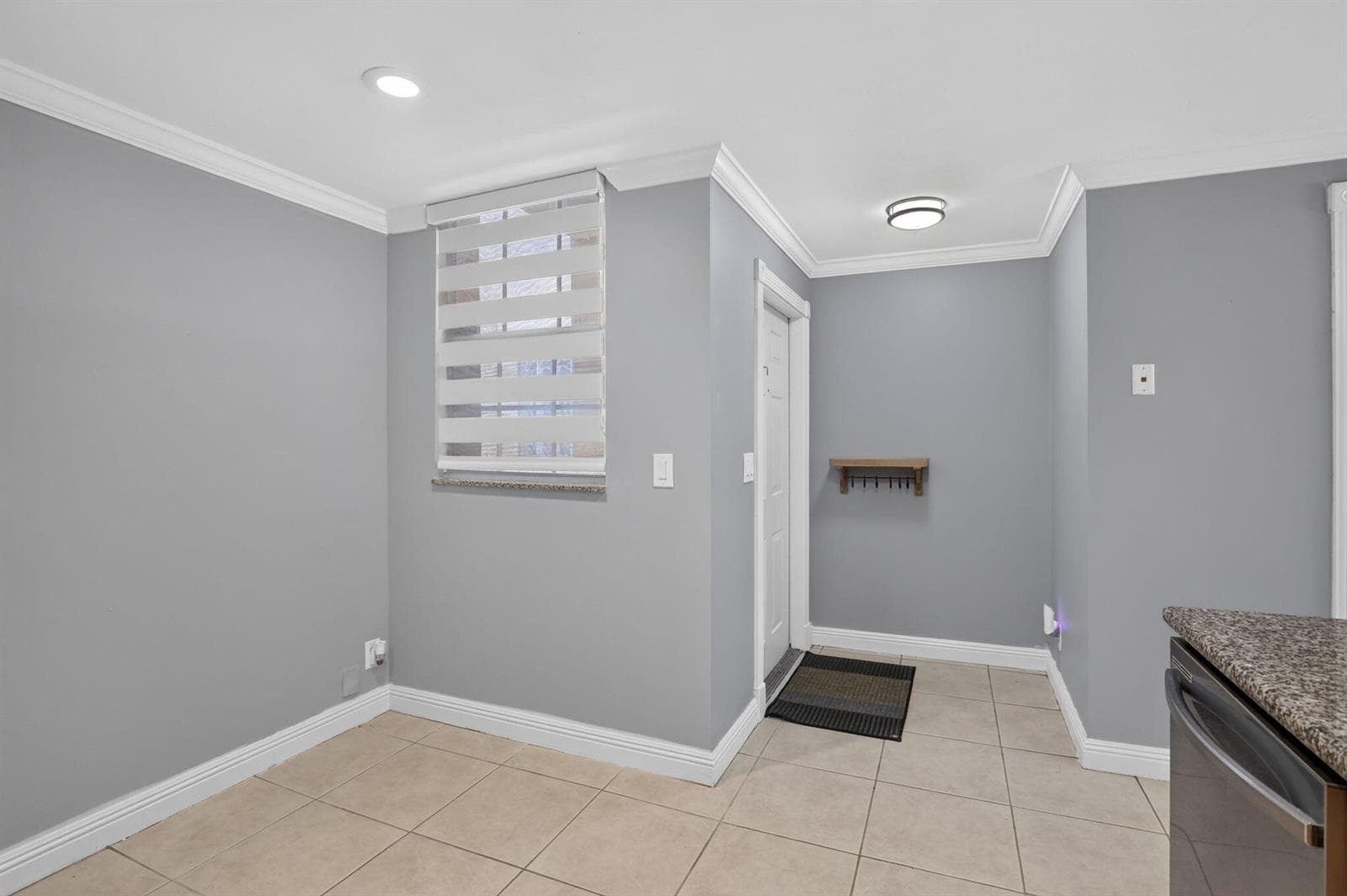 1603 Barcelona Way # 3-32, Weston, FL 33327 photo 5