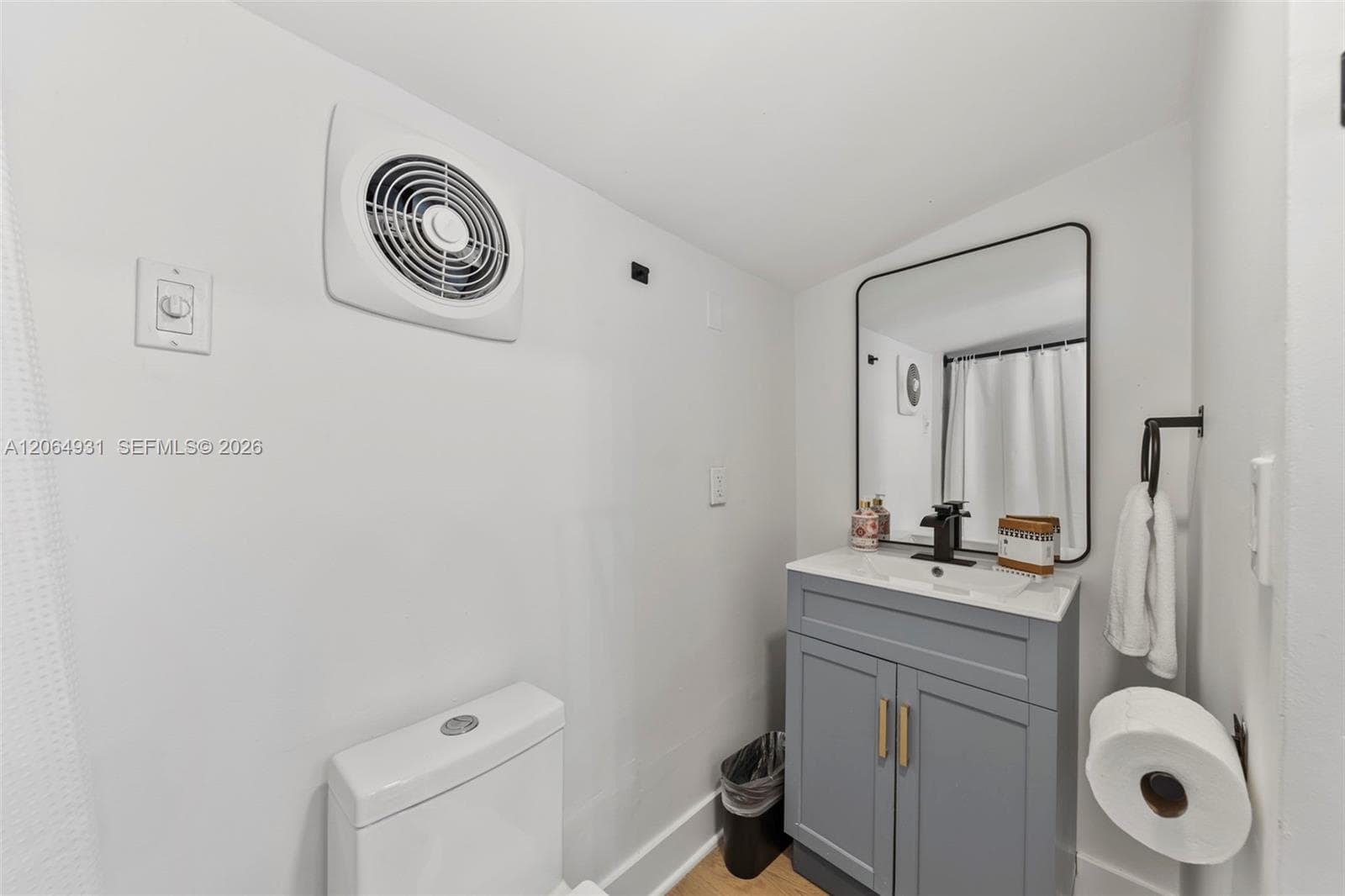 2946 SW 26th St # 2, Miami, FL 33133 photo 3
