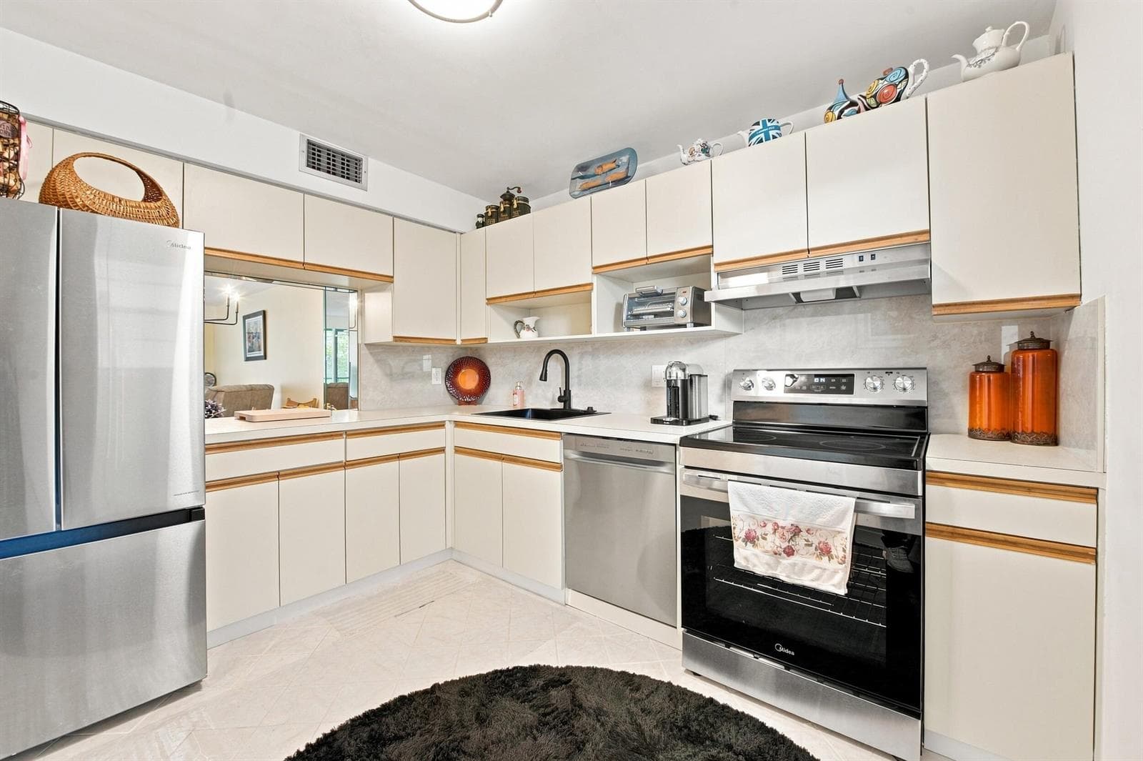 3231 HOLIDAY SPRINGS Boulevard # 205, Margate, FL 33063 photo 2