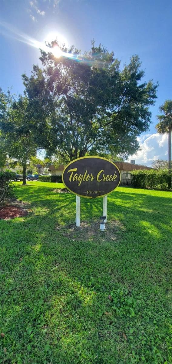 3124 US Highway 441 SE # J1, Okeechobee, FL 34974