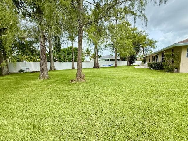 228 PARK Road N, Royal Palm Beach, FL 33411 photo 3