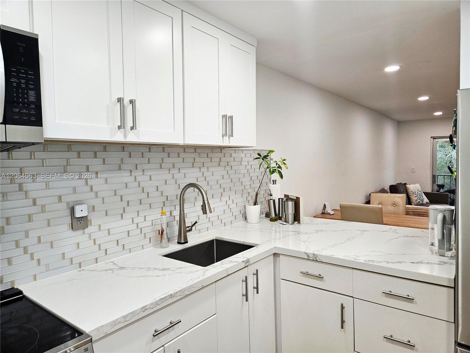 2620 NE 135th St # 426, North Miami, FL 33181 photo 3
