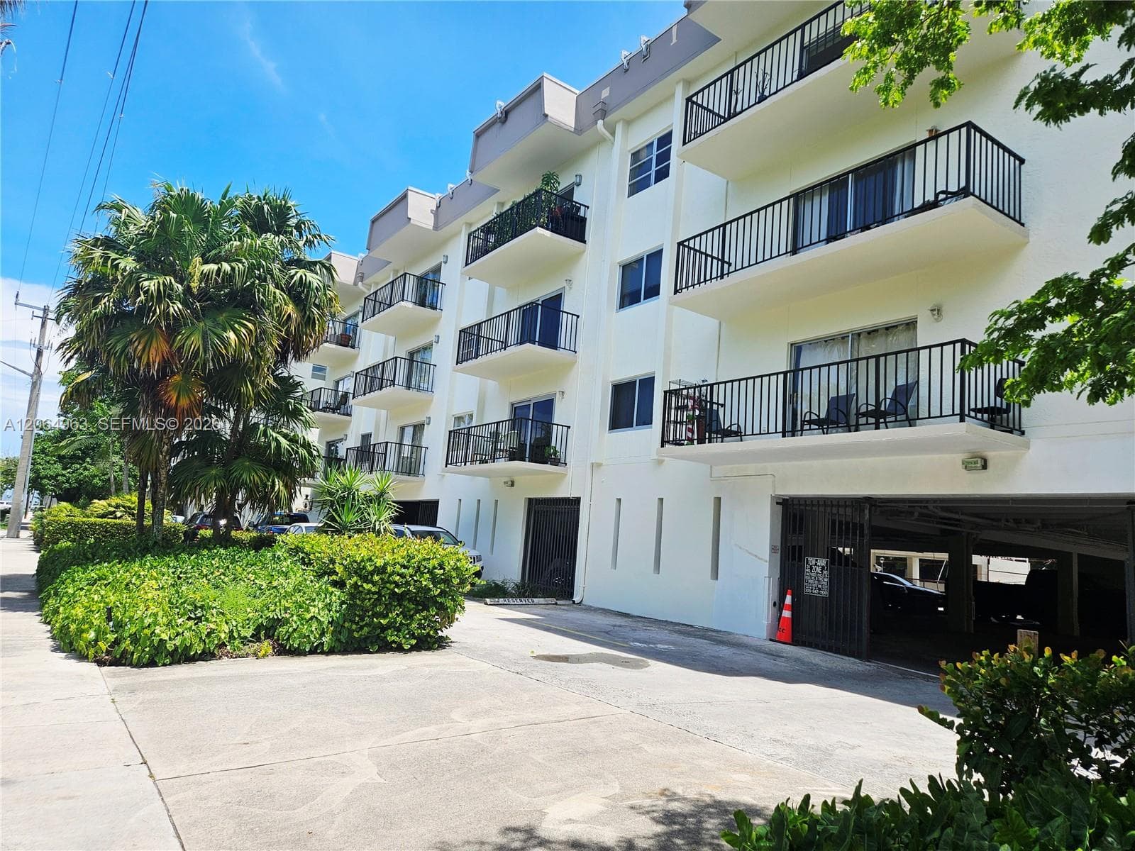 2620 NE 135th St # 426, North Miami, FL 33181