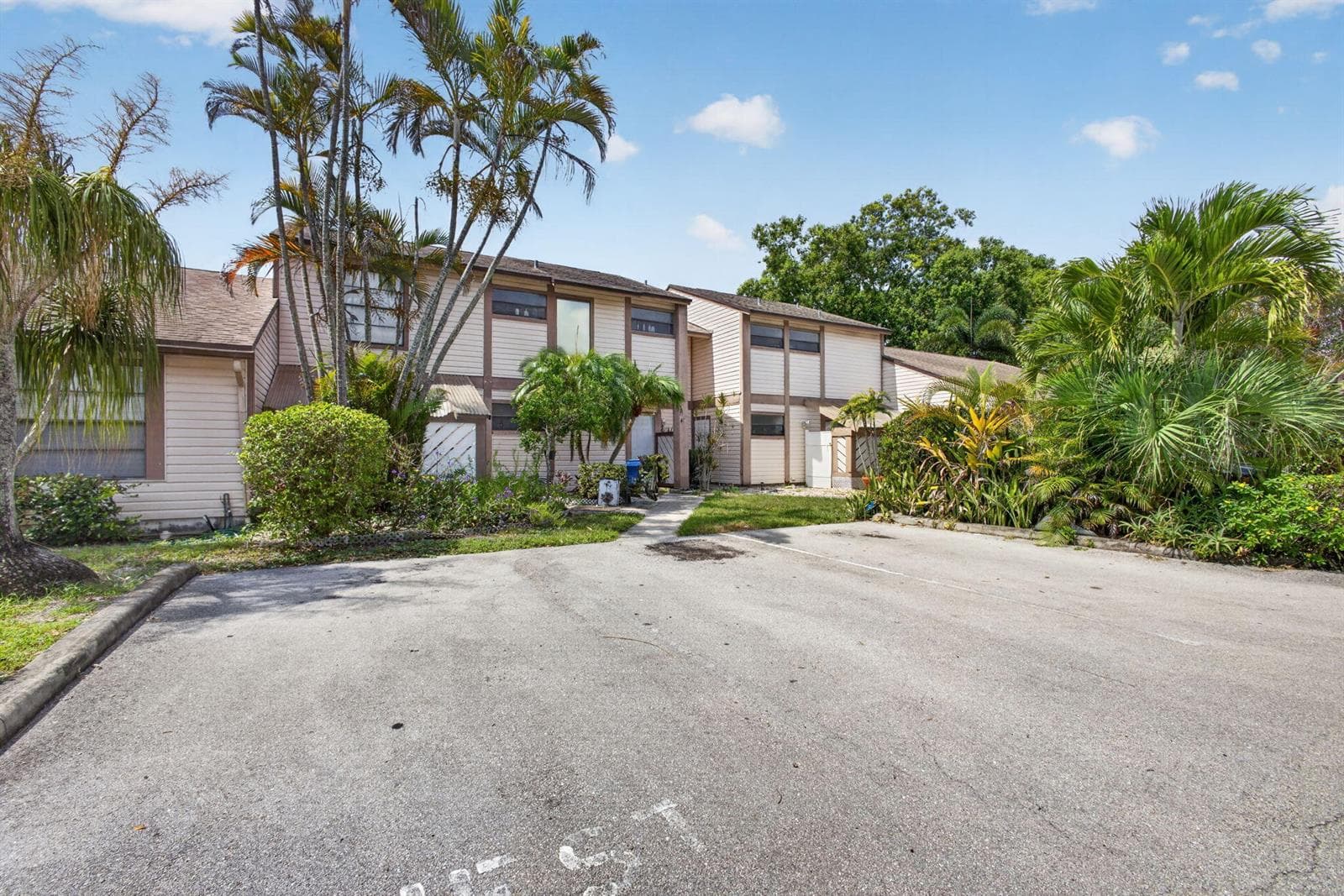 110 SHERWOOD Circle # 4C, Jupiter, FL 33458