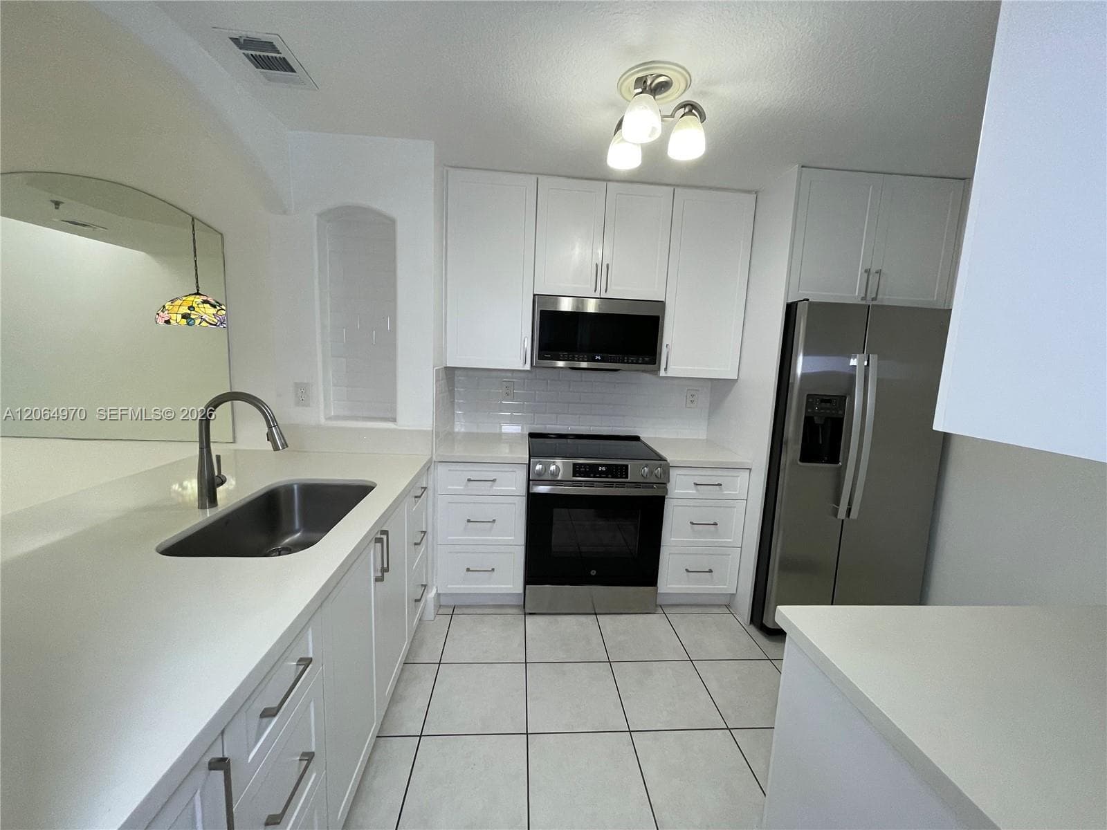 905 NW 82nd Ave # 111-B, Miami, FL 33126 photo 2