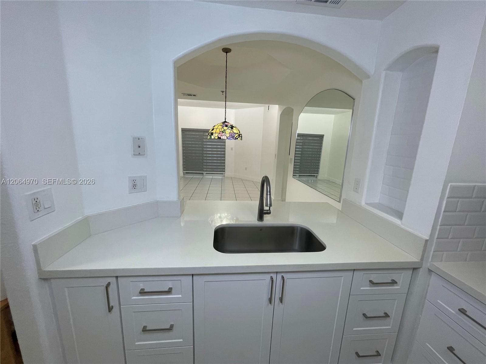 905 NW 82nd Ave # 111-B, Miami, FL 33126 photo 3