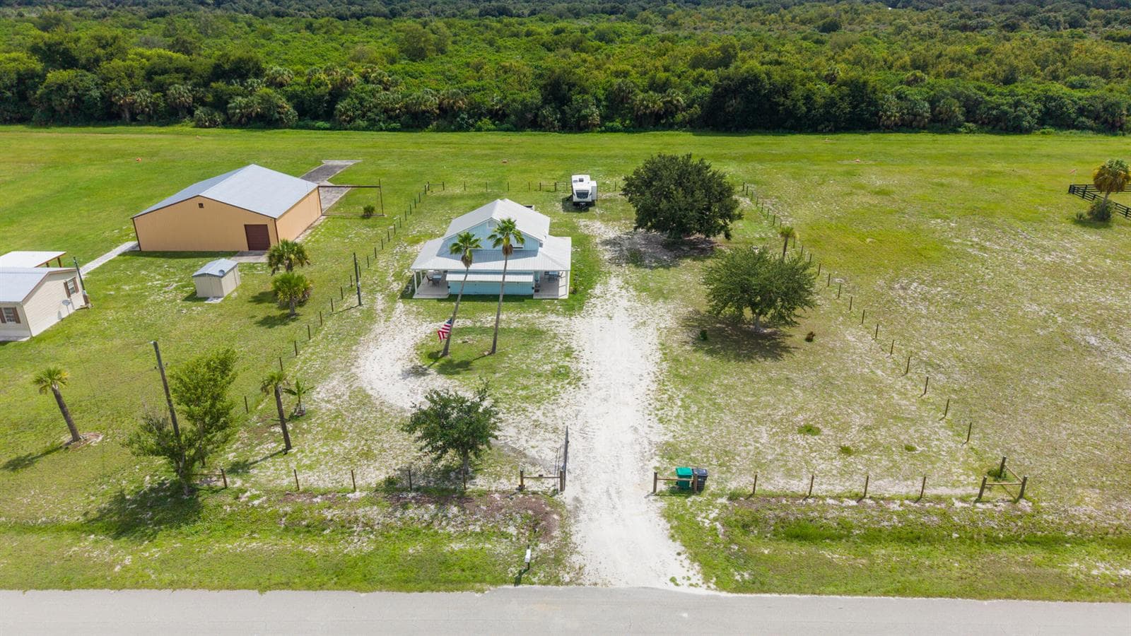 19695 NW 80th Drive, Okeechobee, FL 34972 photo 5