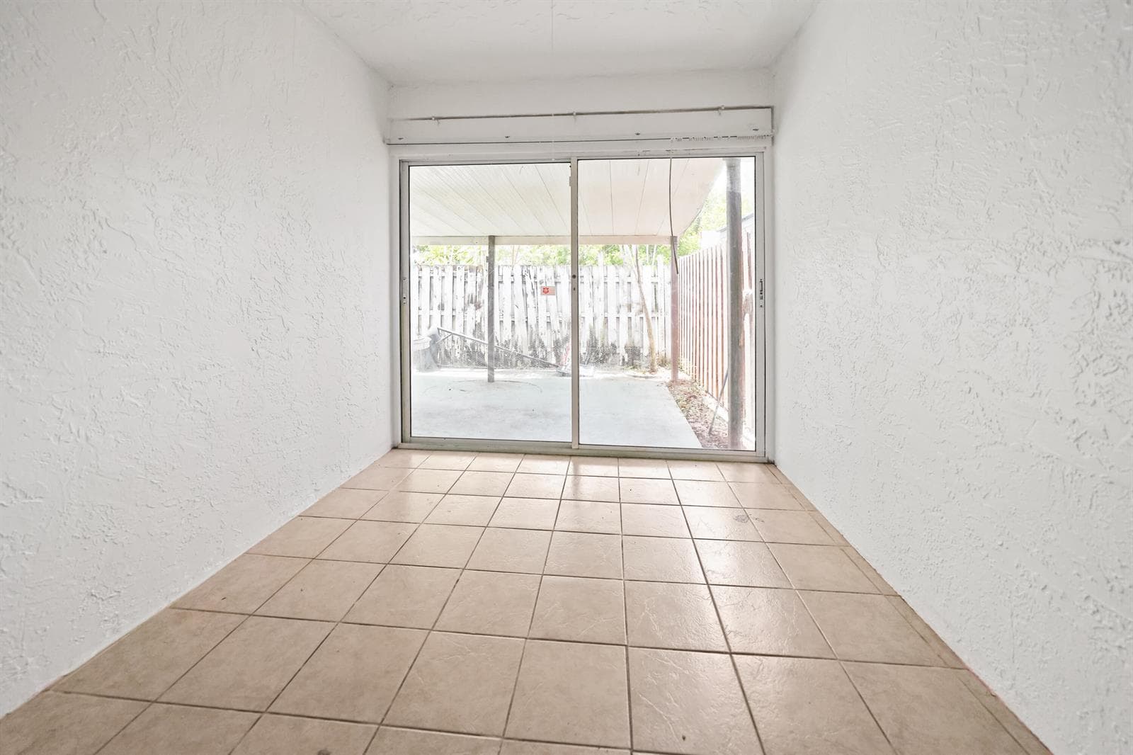 5078 Ambler Lane, Lake Worth, FL 33463 photo 3