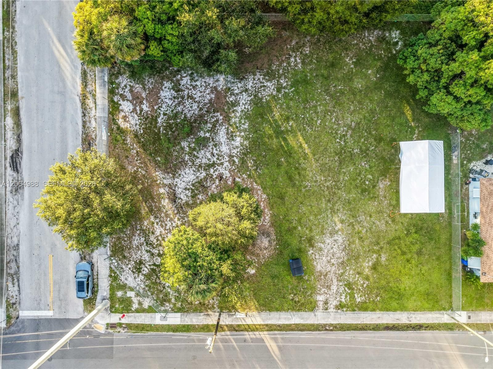 501 NW 7th Ter, Fort Lauderdale, FL 33311 photo 2