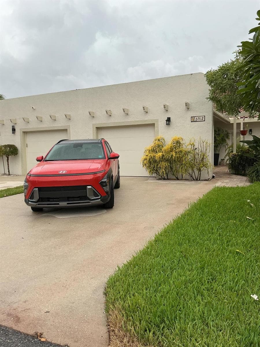 6912 BARBAROSSA Street, Boca Raton, FL 33433