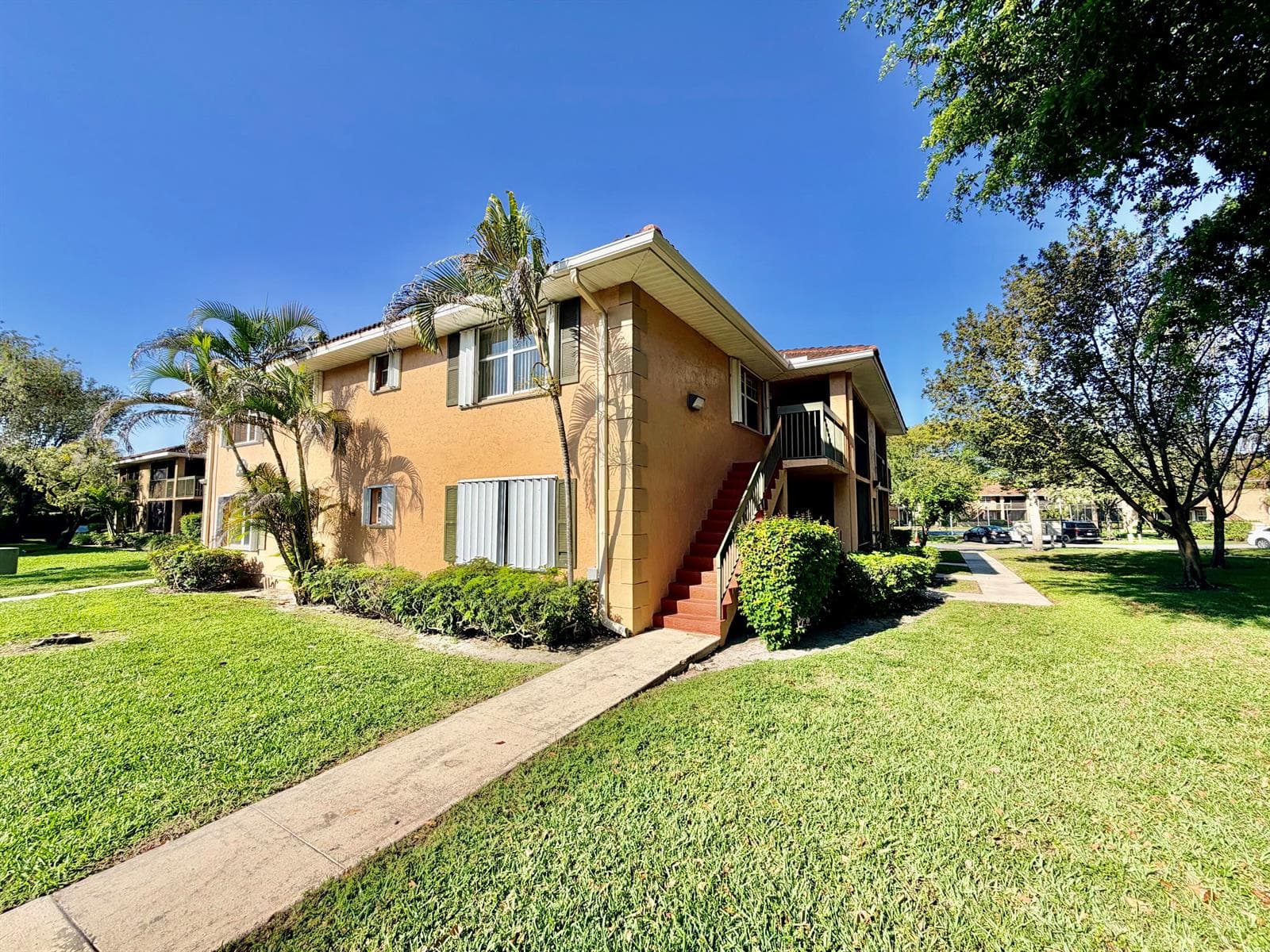 741 NW 104TH Avenue # 203, Pembroke Pines, FL 33026