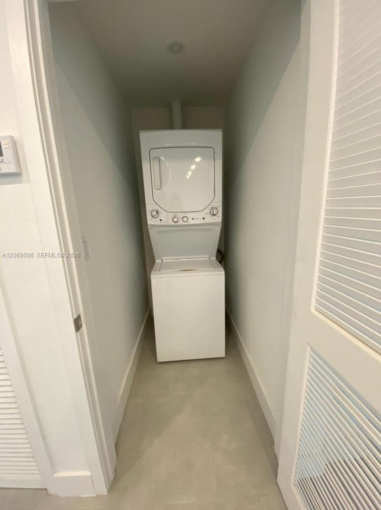 13800 Highland Dr # PH3, North Miami Beach, FL 33181 photo 5