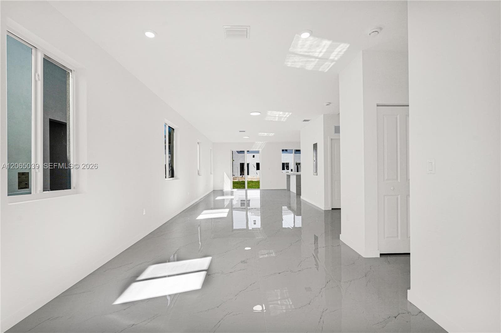 22555 SW 125th Ave, Miami, FL 33170 photo 3