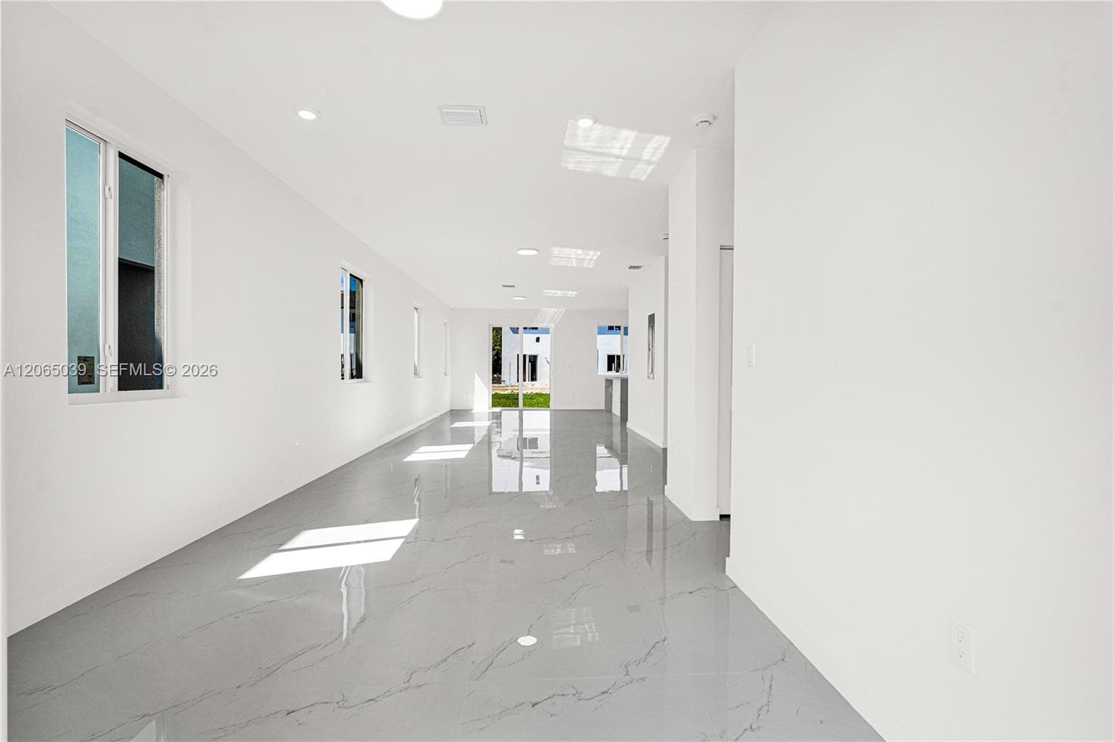 22555 SW 125th Ave, Miami, FL 33170 photo 4