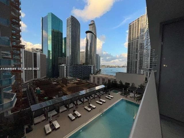 77 SE 5th St # 1704, Miami, FL 33131