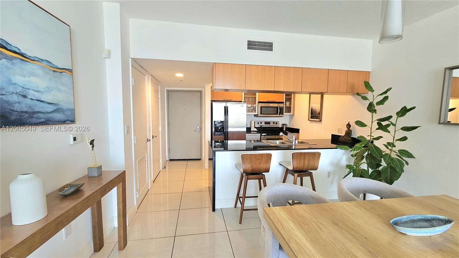 1750 N Bayshore Dr # 2010, Miami, FL 33132 photo 3