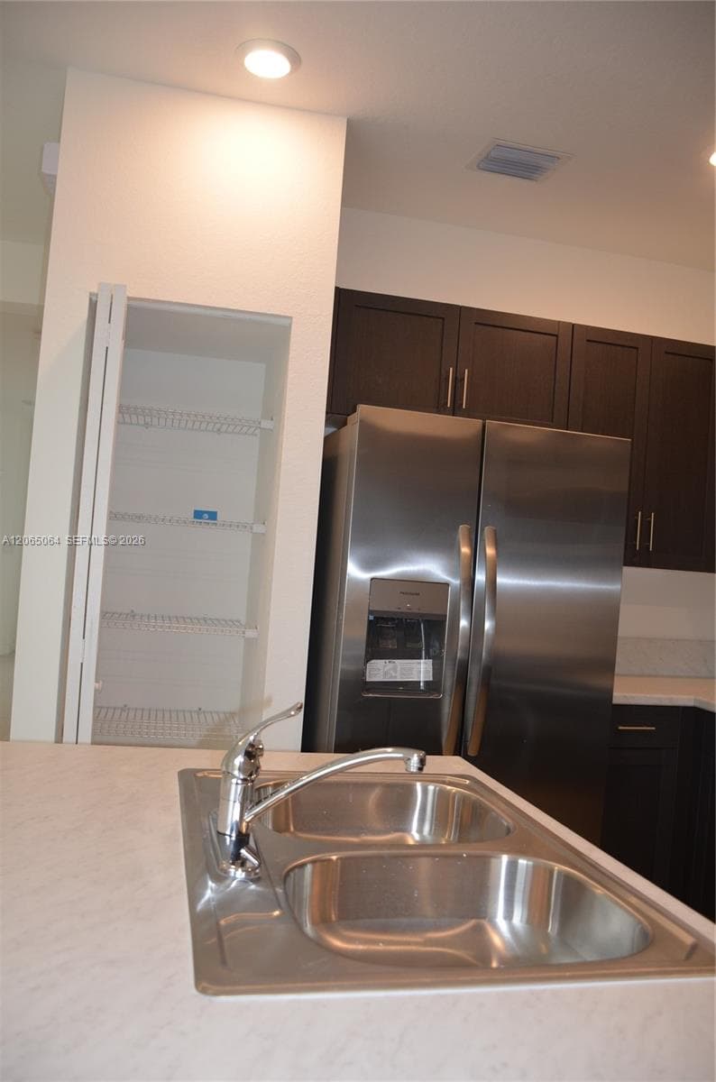 1801 SE 27th Ter, Homestead, FL 33035 photo 5