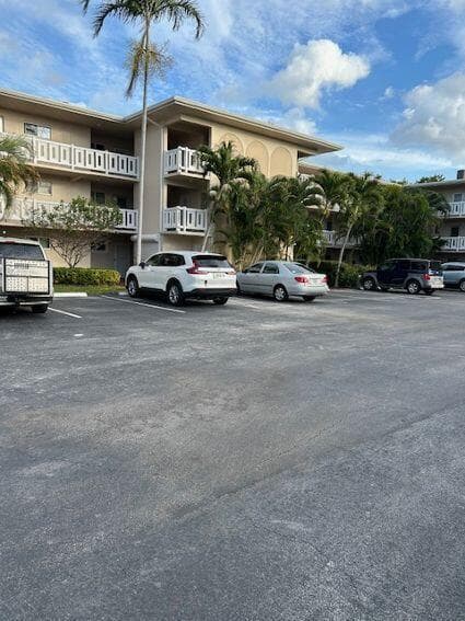 2566 S Garden Drive S # 202, Lake Worth, FL 33461