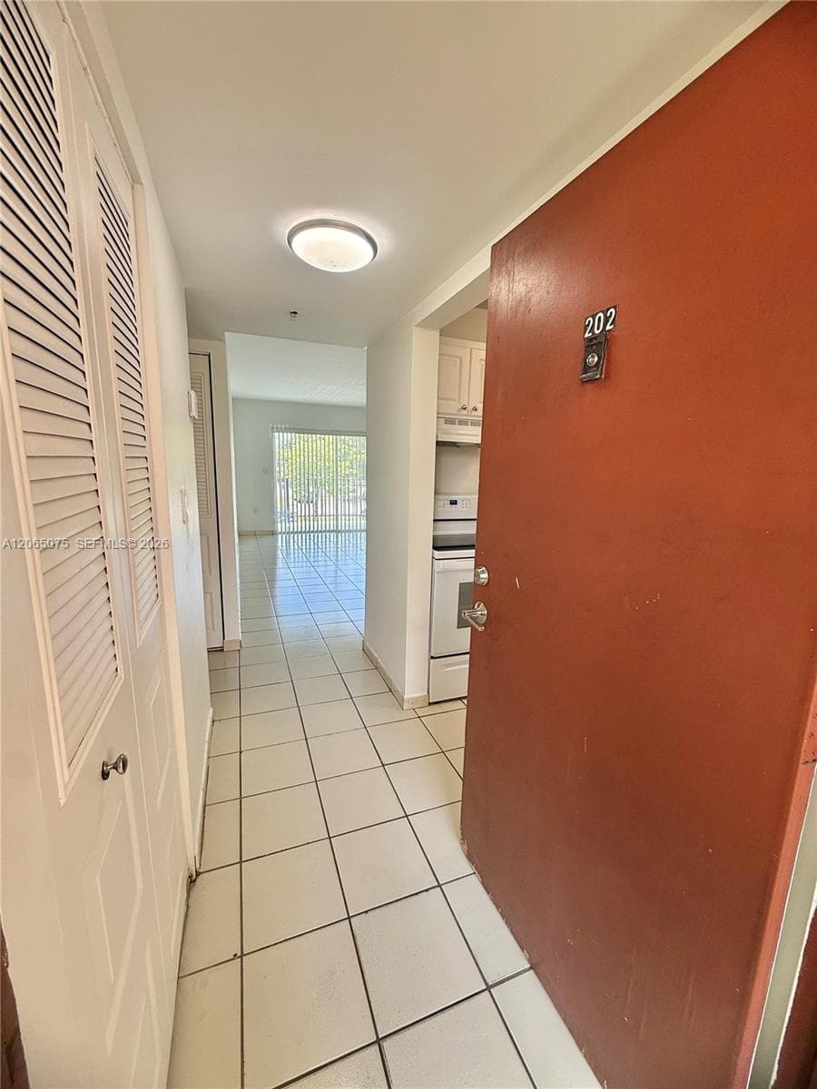 5201 NW 7th St # 202, Miami, FL 33126
