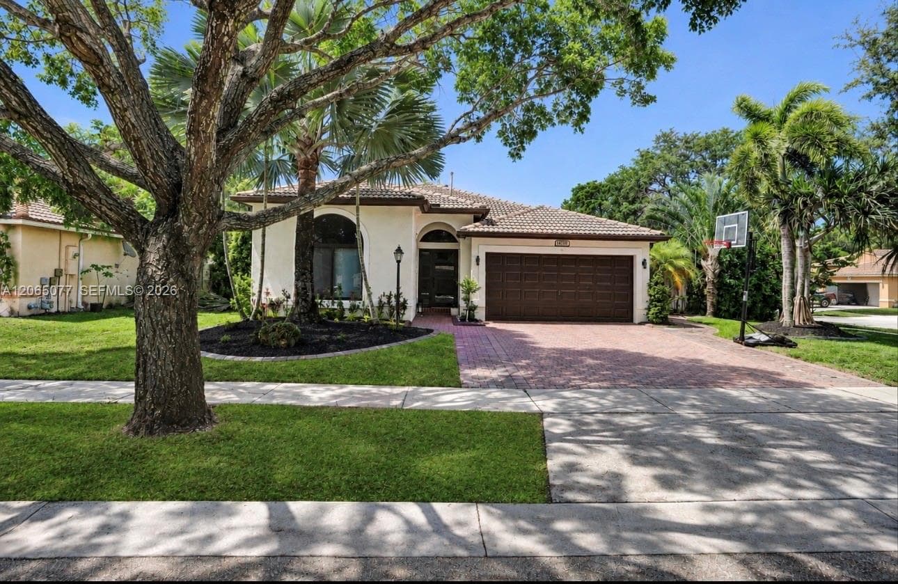 14298 NW 23rd St, Pembroke Pines, FL 33028