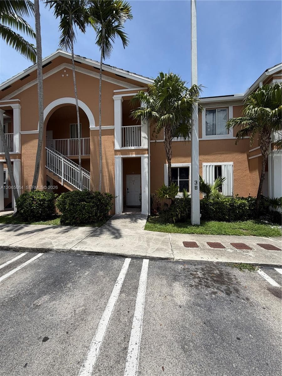 7130 NW 177th St # 207-8, Hialeah, FL 33015