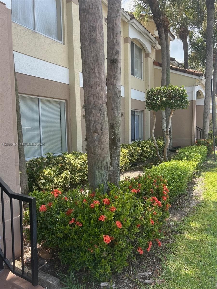 815 W Boynton Beach Blvd # 2-202, Boynton Beach, FL 33426 photo 2
