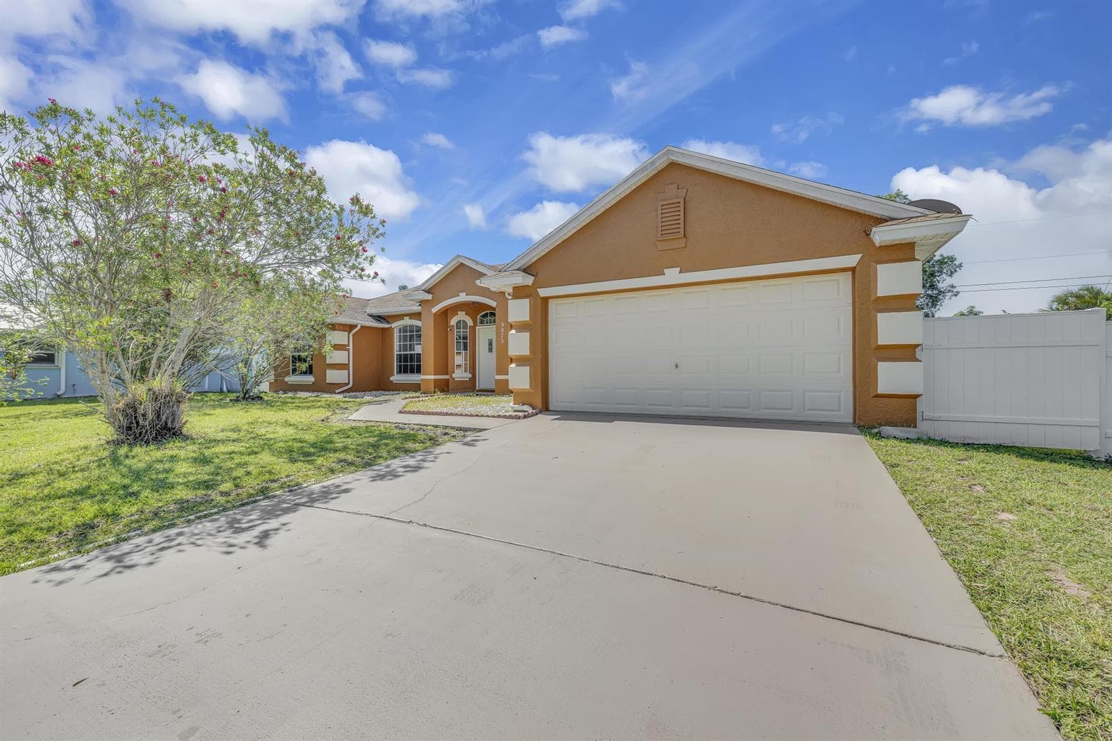 5075 NW Egret Avenue, Port St. Lucie, FL 34983 photo 4